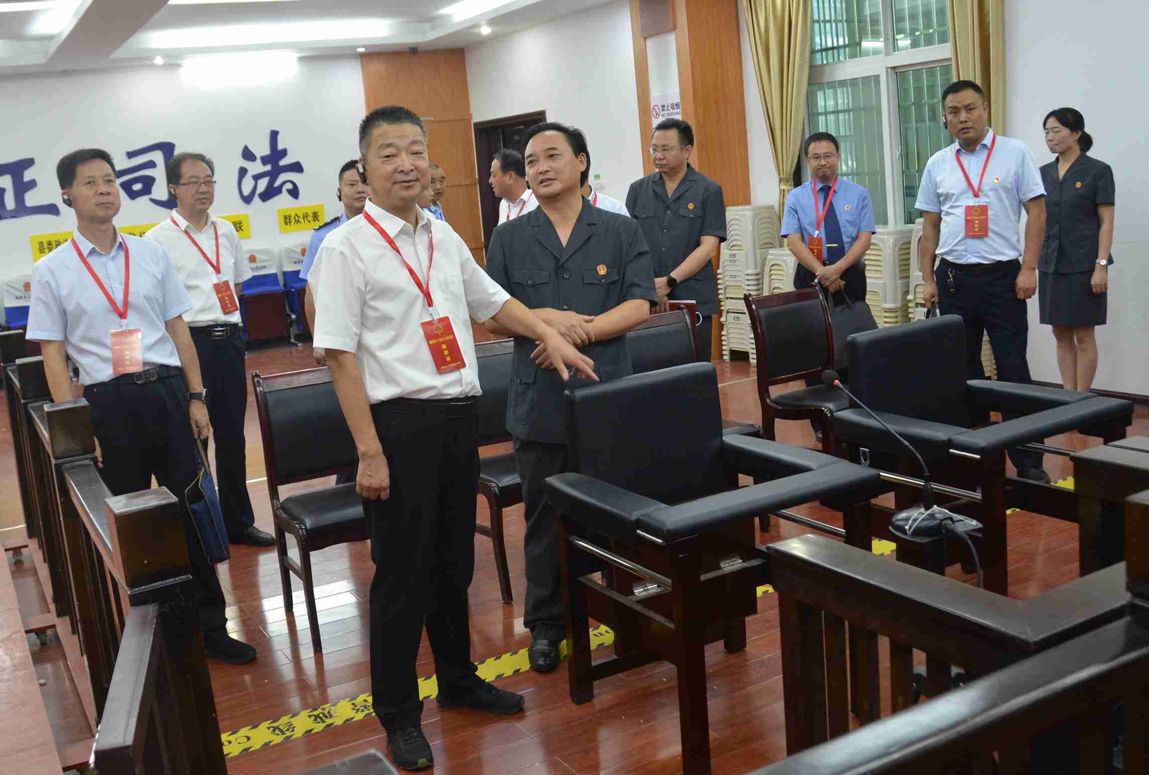 图片2 图片2