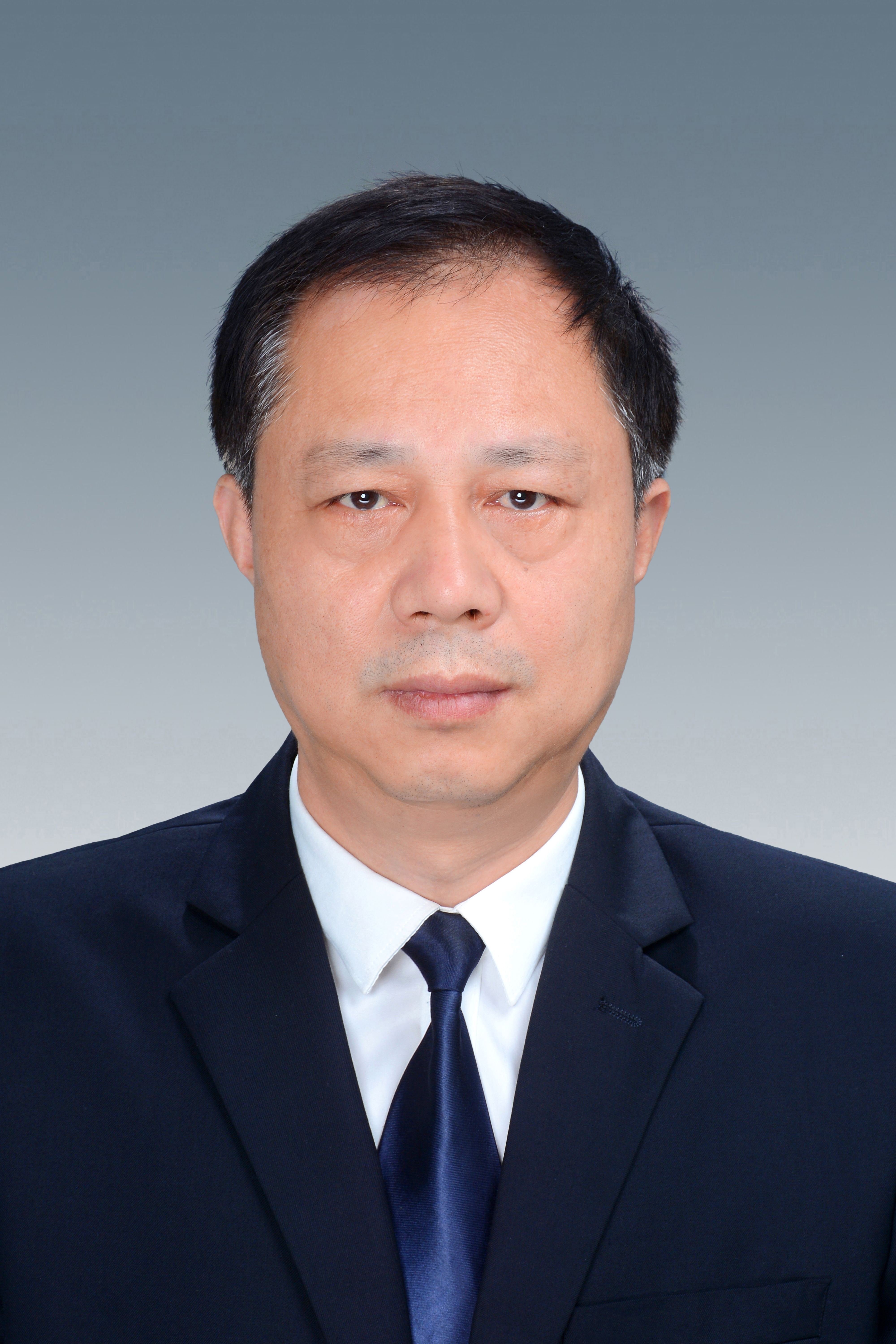 徐健