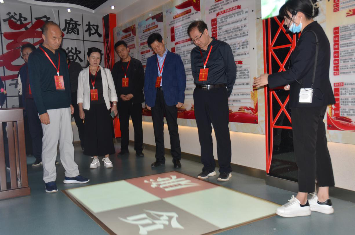 图片2 图片2