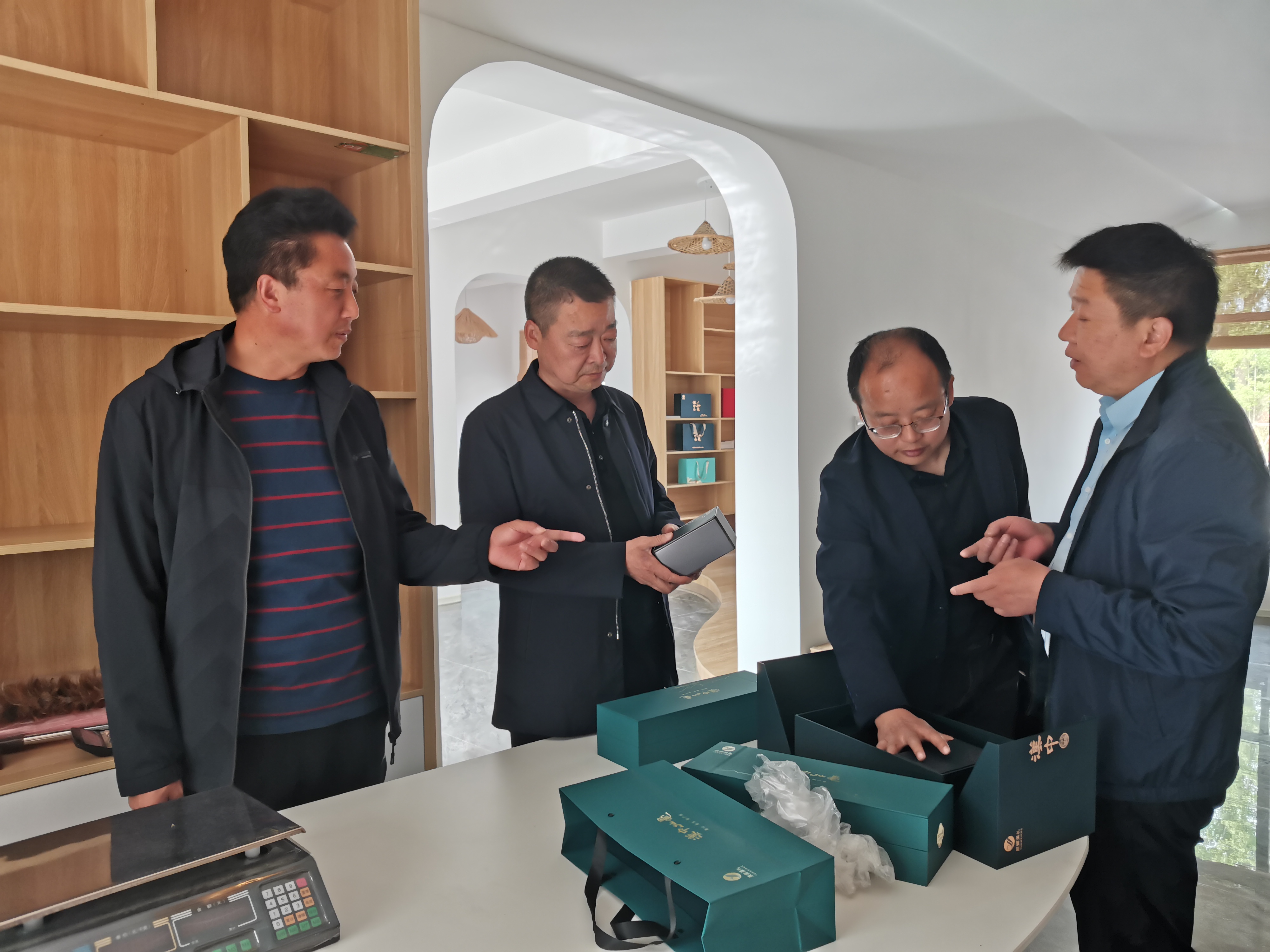 微信图片_20230412084208 微信图片_20230412084208