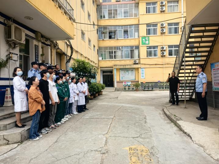 图片1 图片1