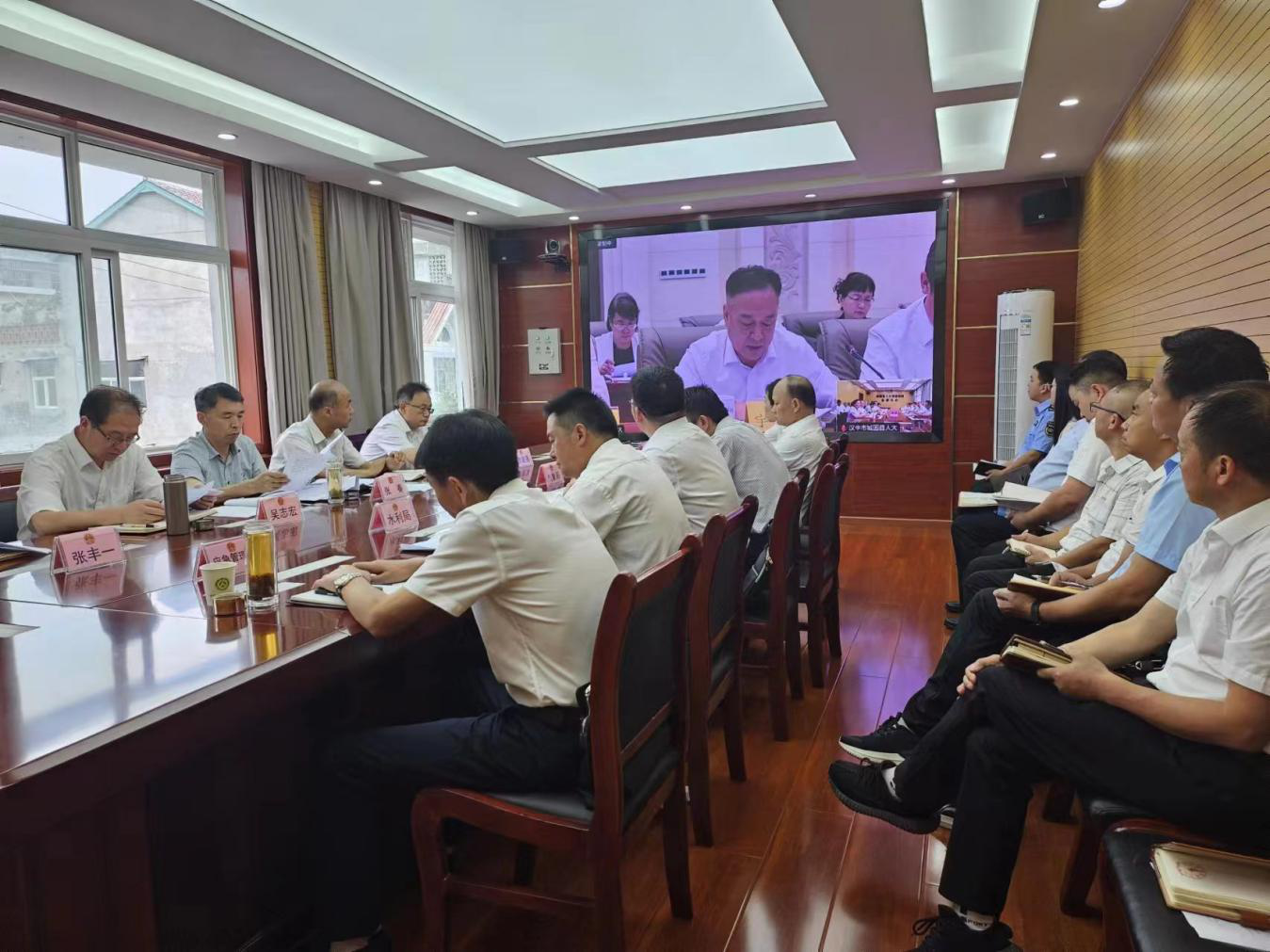 图片1 图片1